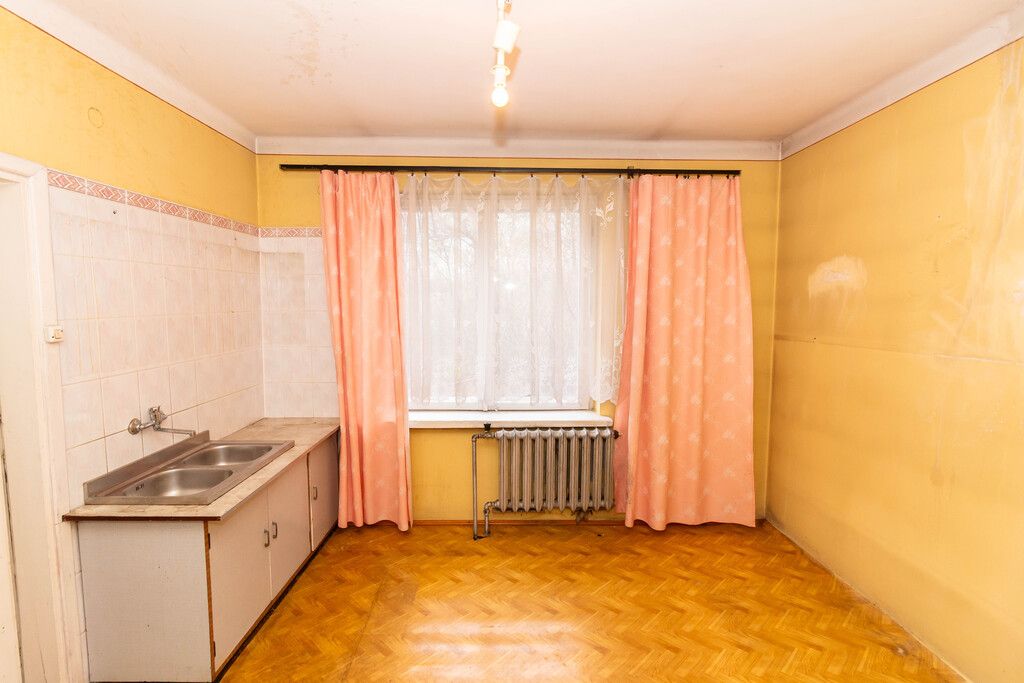 dom wolnostojący, 4 pokoje Ćmielów, ul. Zielona. Zdjęcie 13