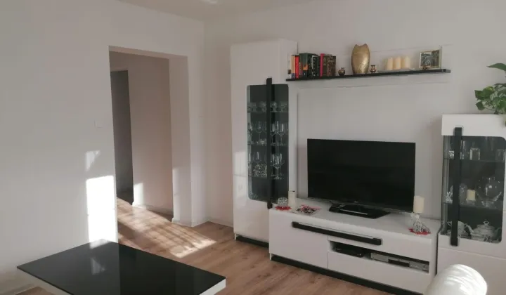 dom wolnostojący, 3 pokoje Poznań Naramowice, ul. Burysława