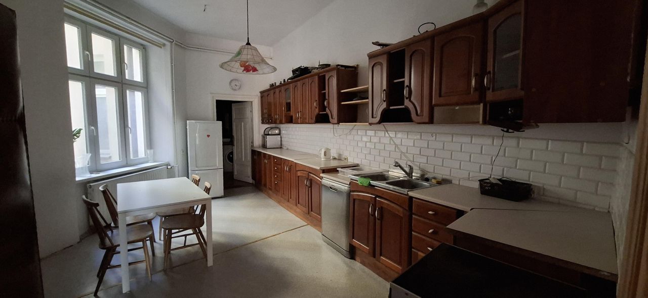 Mieszkanie 4-pokojowe Kraków Stare Miasto, ul. Krowoderska. Zdjęcie 2