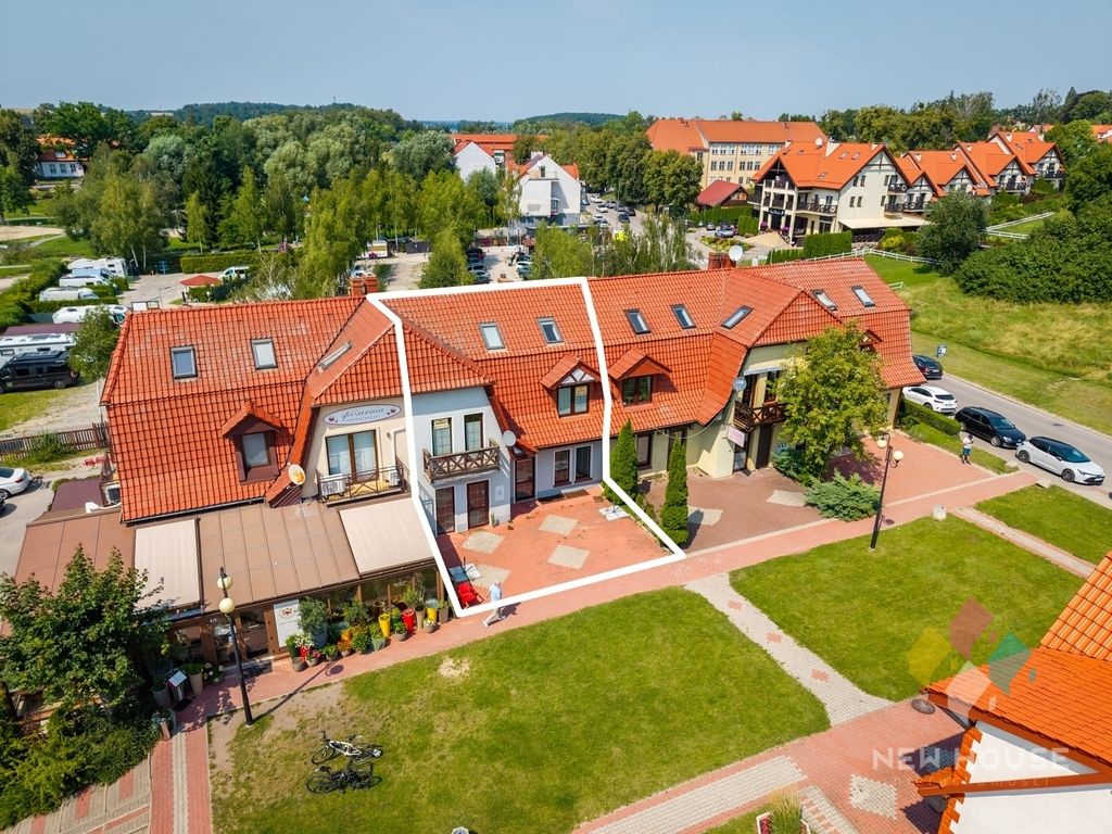 dom szeregowy, 6 pokoi Mikołajki, pl. Handlowy. Zdjęcie 19