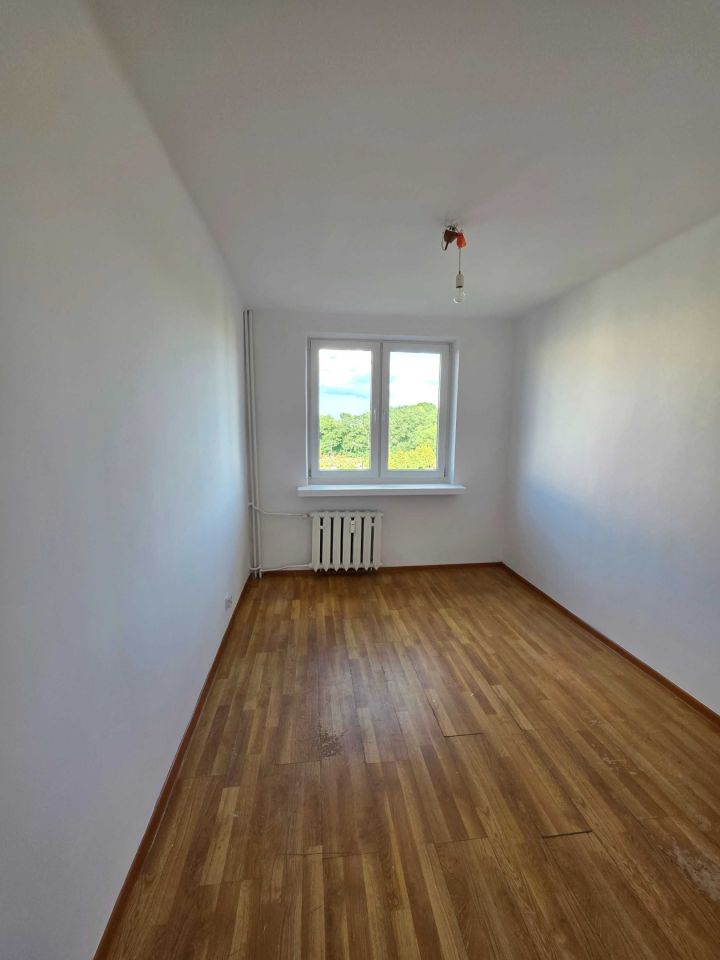 Mieszkanie 3-pokojowe Przemyśl, ul. Henryka Siemiradzkiego. Zdjęcie 2