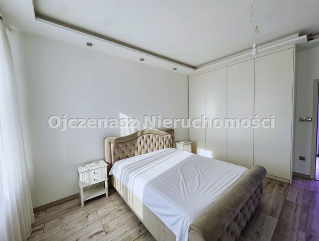 Mieszkanie 3-pokojowe Bydgoszcz Śródmieście. Zdjęcie 3