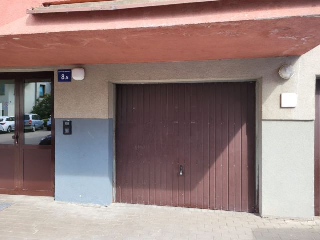 Garaż/miejsce parkingowe Brwinów, ul. Sochaczewska. Zdjęcie 1