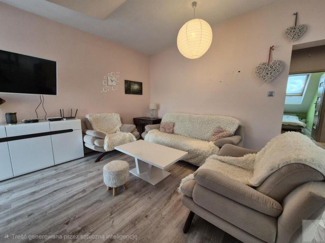 Mieszkanie 3-pokojowe Ostrów. Zdjęcie 1