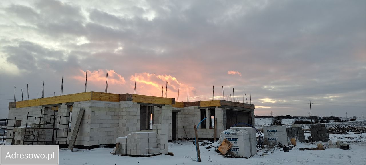 dom wolnostojący, 5 pokoi Mokre. Zdjęcie 4