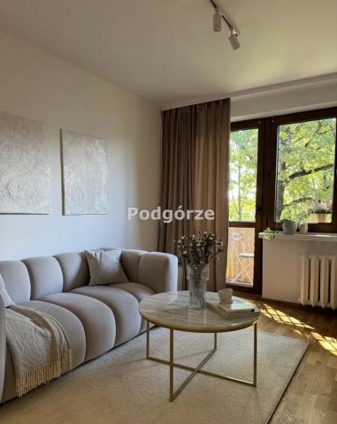 Mieszkanie 2-pokojowe Kraków Nowa Huta, os. Na Wzgórzach. Zdjęcie 1