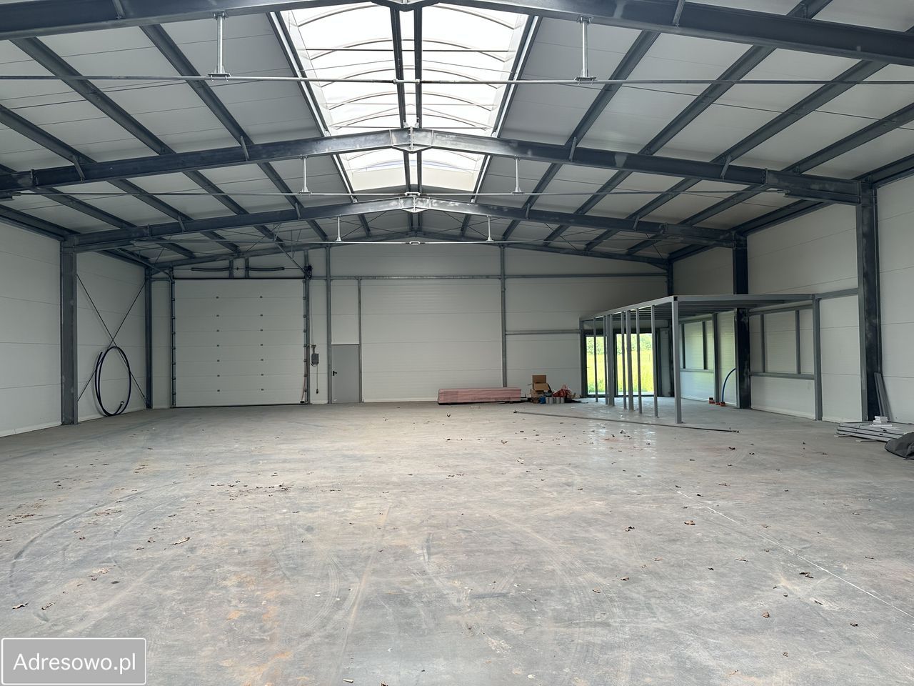 Hala/magazyn Sieniawa. Zdjęcie 12