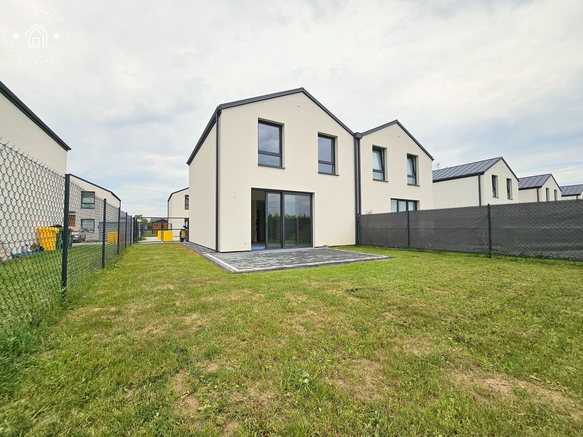 bliźniak, 6 pokoi Podzamcze. Zdjęcie 3