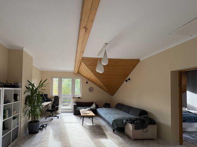 dom wolnostojący, 10 pokoi Bielsko-Biała Olszówka Dolna, ul.. Zdjęcie 9