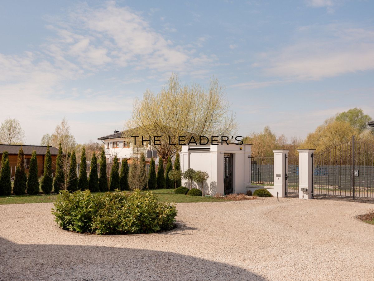 dom wolnostojący, 6 pokoi Łomianki. Zdjęcie 19