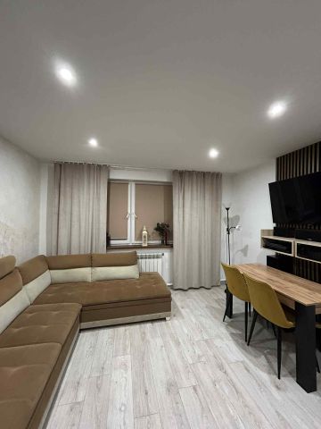 Mieszkanie 3-pokojowe Wlewsk. Zdjęcie 1