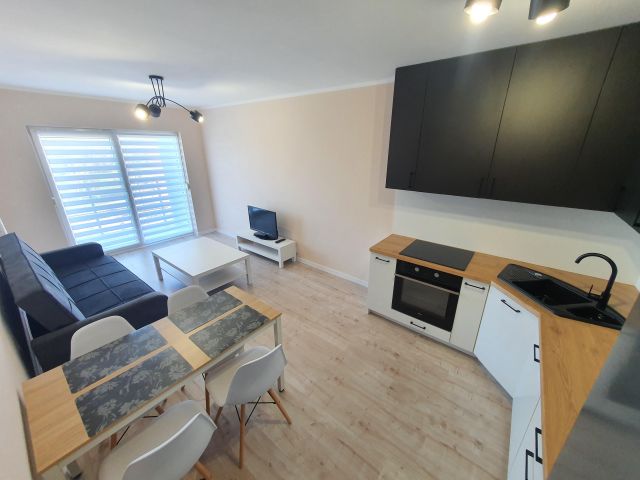 Mieszkanie 3-pokojowe Leszno Gronowo, ul. Stanisława Tarkowskiego. Zdjęcie 1