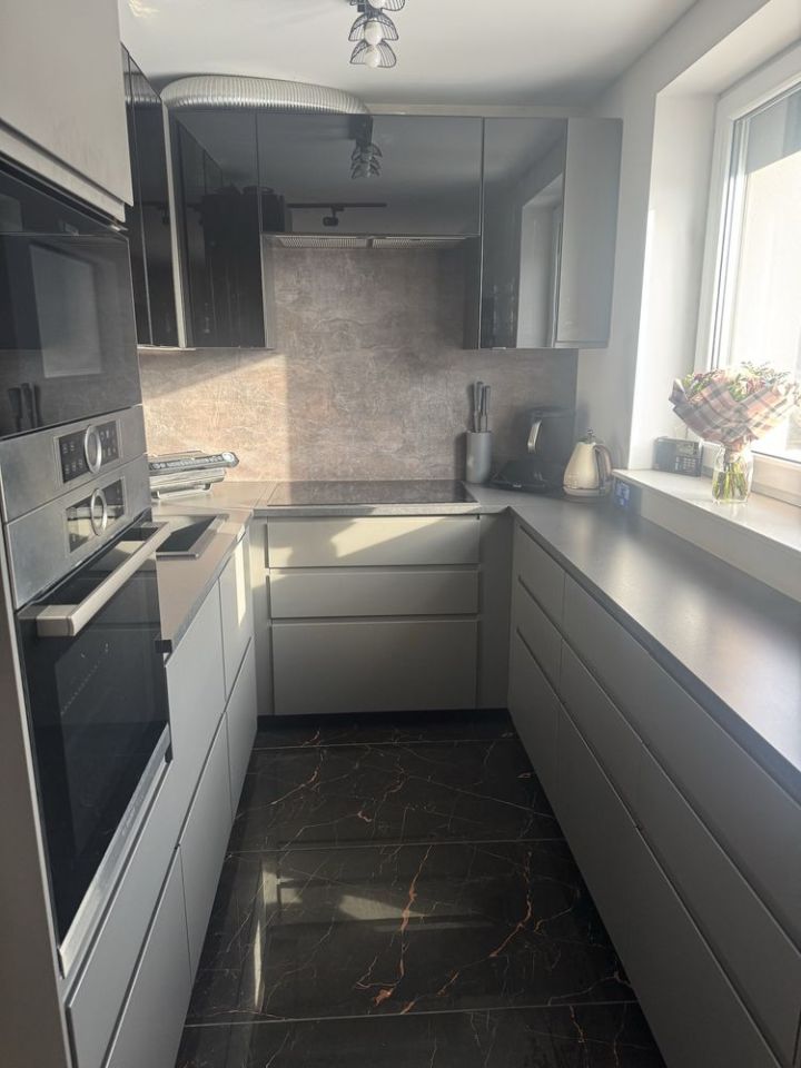 Mieszkanie 2-pokojowe Murów. Zdjęcie 3