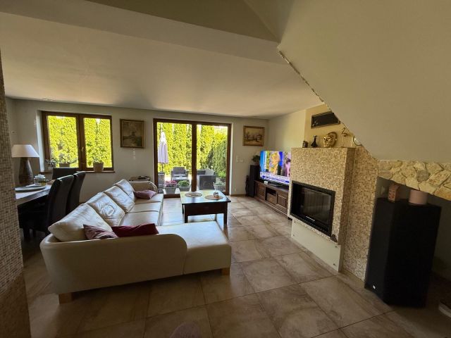 dom szeregowy, 4 pokoje Tychy Paprocany, ul. Henryka Jordana. Zdjęcie 1