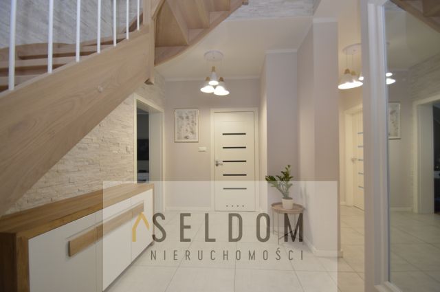 Mieszkanie 4-pokojowe Legnica Bielany, ul. Radiotelegrafistów. Zdjęcie 13