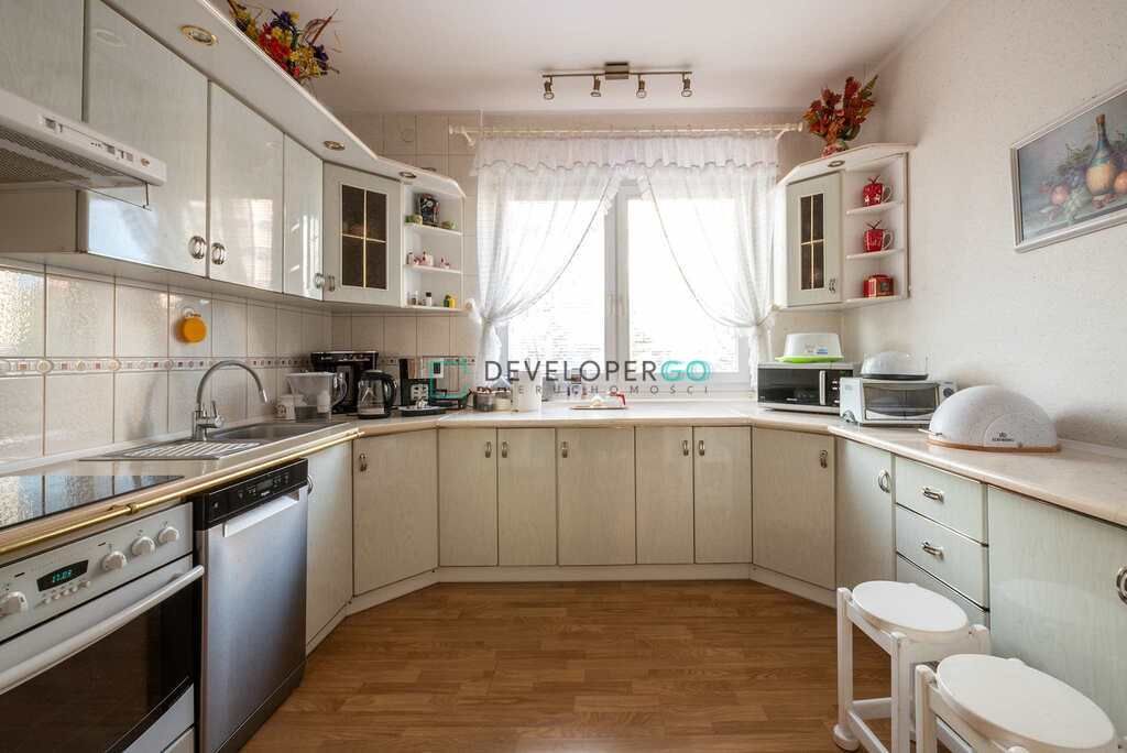 dom szeregowy, 7 pokoi Ostrołęka, ul. Marii Korzeniowskiej. Zdjęcie 8