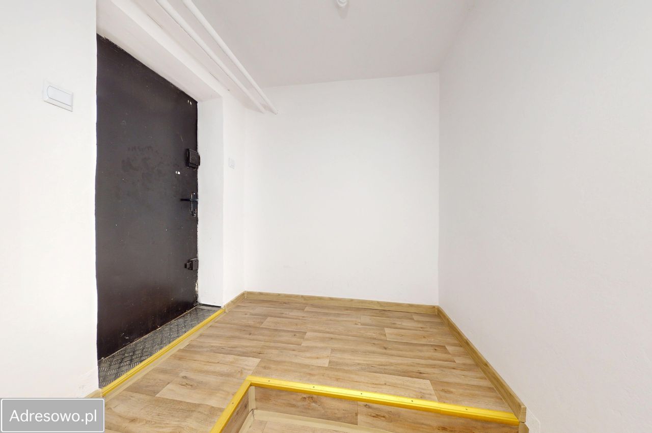 Lokal Tarnobrzeg, ul. Konfederacji Dzikowskiej. Zdjęcie 3