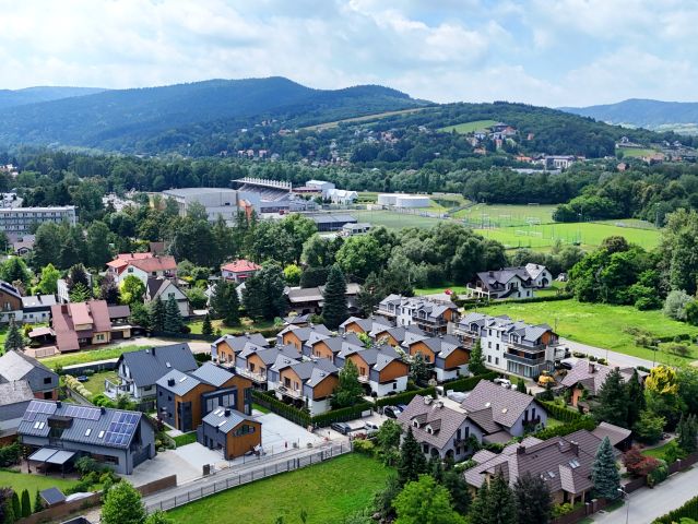 Mieszkanie 3-pokojowe Myślenice Zarabie, ul. Zdrojowa. Zdjęcie 2