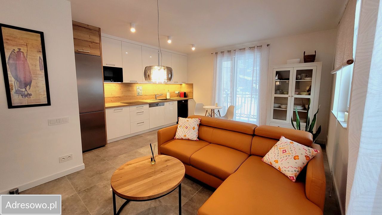 Mieszkanie 3-pokojowe Bielsko-Biała Śródmieście, ul. Jana Sobieskiego. Zdjęcie 9