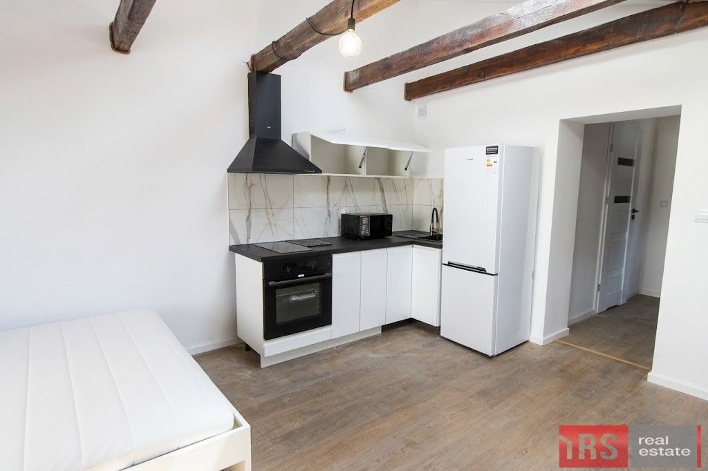 kamienica, 9 pokoi Świętochłowice, ul. Szkolna. Zdjęcie 7