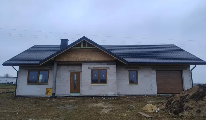 dom wolnostojący, 4 pokoje Augustowo Na Brańskiej