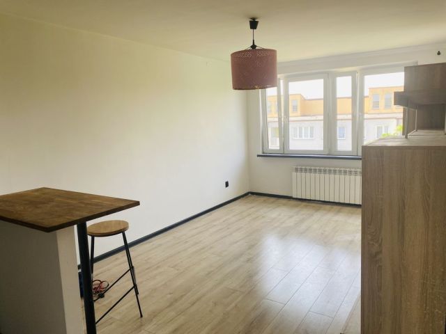 Mieszkanie 3-pokojowe Nowy Dwór Mazowiecki, ul. Chemików. Zdjęcie 1