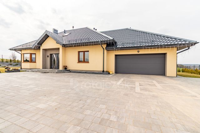 dom wolnostojący, 4 pokoje Strzepcz. Zdjęcie 24