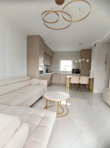 Mieszkanie 3-pokojowe Mielec, ul. Sportowa. Zdjęcie 1