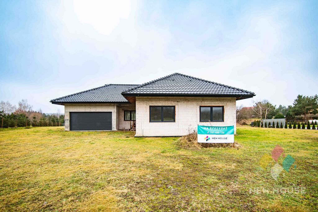 dom wolnostojący, 4 pokoje Smolajny. Zdjęcie 3