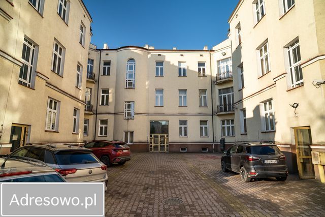 kamienica Piotrków Trybunalski Śródmieście, al. 3 Maja. Zdjęcie 16