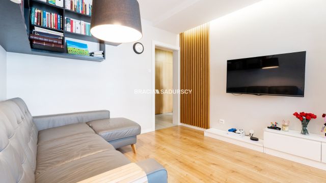 Mieszkanie 3-pokojowe Kraków Podgórze Duchackie, ul. Adama Bochenka. Zdjęcie 2