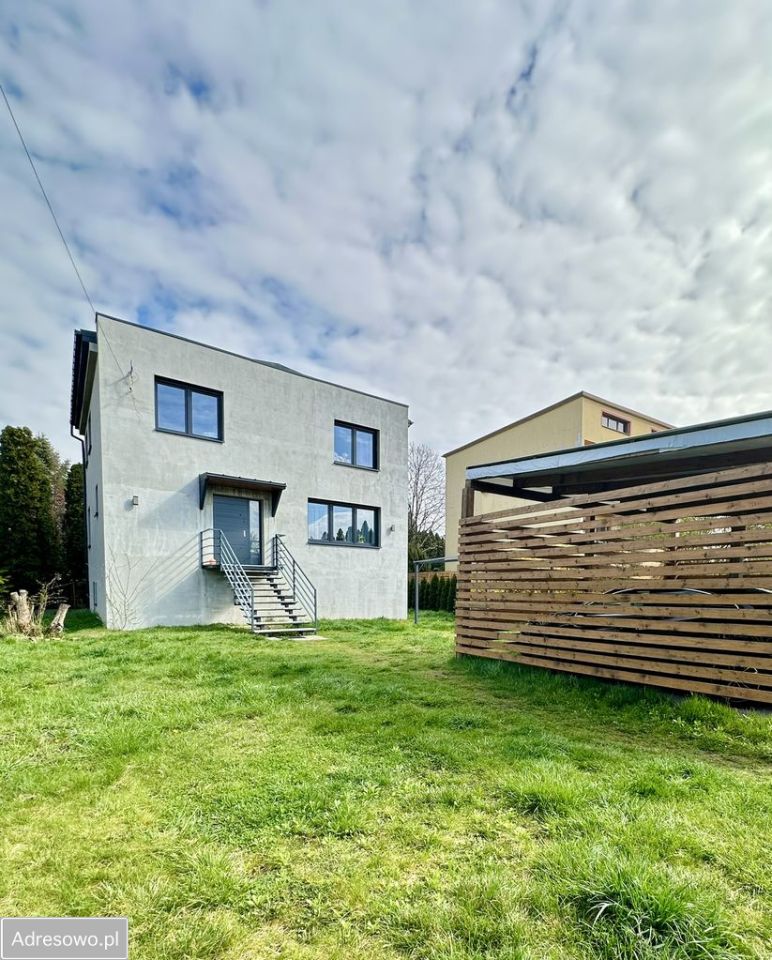 dom wolnostojący, 4 pokoje Chrzanów, ul. Stara Huta. Zdjęcie 1