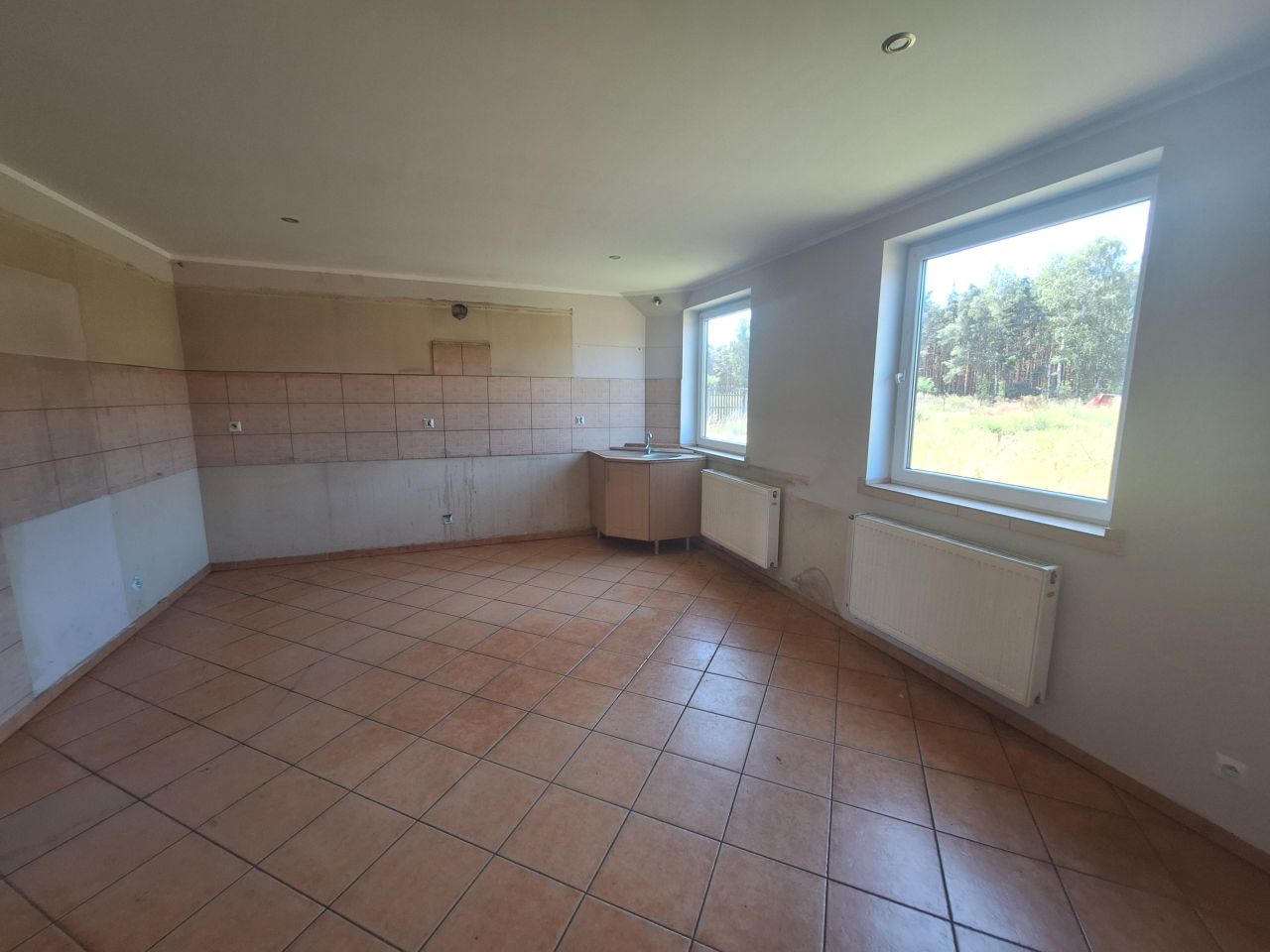 dom wolnostojący, 3 pokoje Nowy Raduszec. Zdjęcie 14