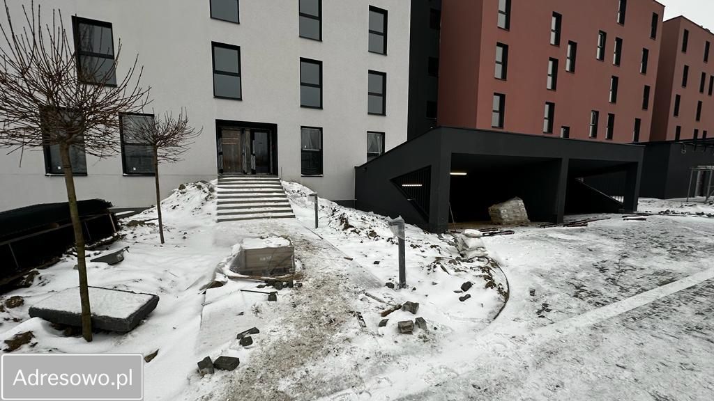 Mieszkanie 3-pokojowe Dawidy Bankowe, ul. Oleńki. Zdjęcie 3