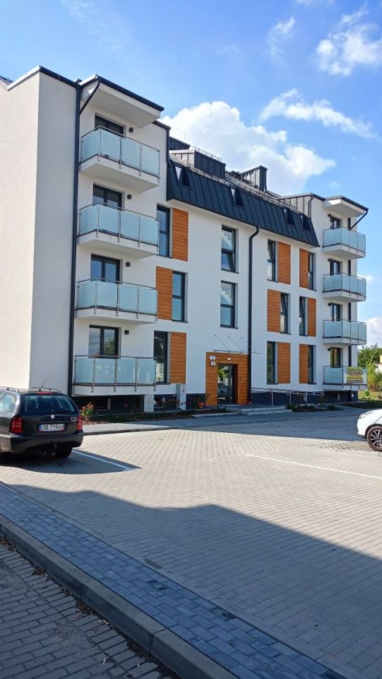 Mieszkanie 3-pokojowe Lewin Brzeski, ul. Narutowicza