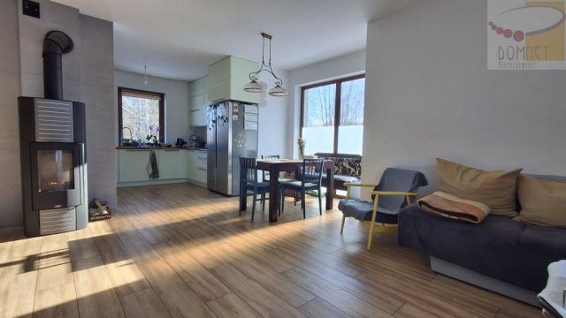 dom wolnostojący, 5 pokoi Jaktorów-Kolonia. Zdjęcie 4