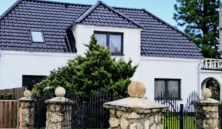 dom wolnostojący, 4 pokoje Schodnia, ul. Powstańców Śląskich
