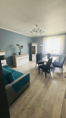 Mieszkanie 2-pokojowe Jelenia Góra Centrum, ul. Bolesława Chrobrego. Zdjęcie 1