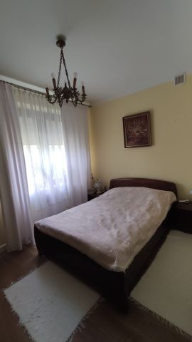 dom szeregowy, 6 pokoi Piastów, pl. Słoneczny. Zdjęcie 2