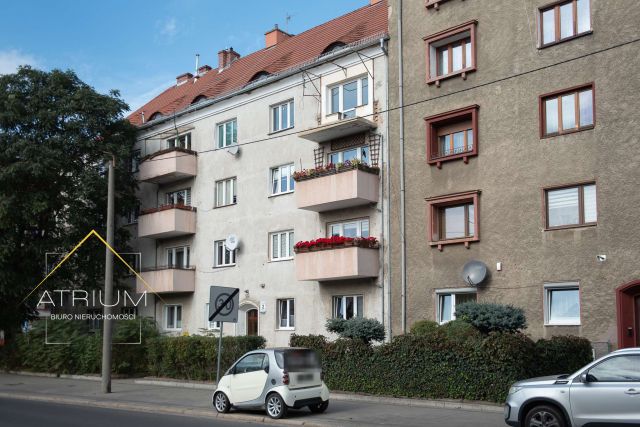 Mieszkanie 3-pokojowe Legnica Tarninów, ul. Oświęcimska. Zdjęcie 1