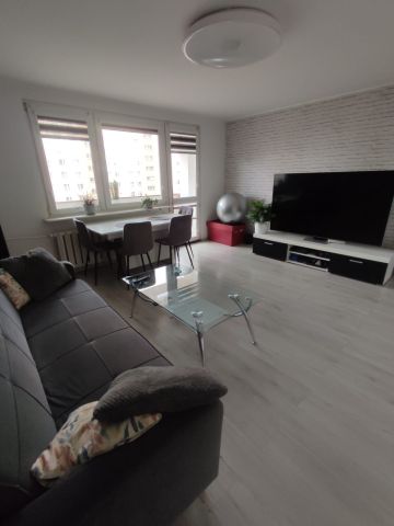 Mieszkanie 3-pokojowe Kielce, os. Na Stoku. Zdjęcie 1