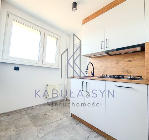 Mieszkanie 3-pokojowe Bydgoszcz Błonie, ul. Konstantego Ildefonsa Gałczyńskiego. Zdjęcie 5