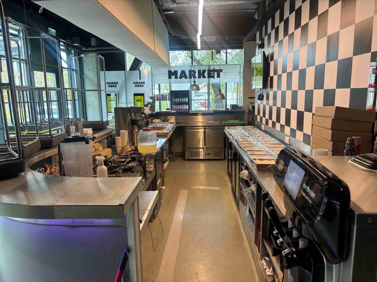 Lokal Kraków Zabłocie, ul. Tadeusza Romanowicza. Zdjęcie 4