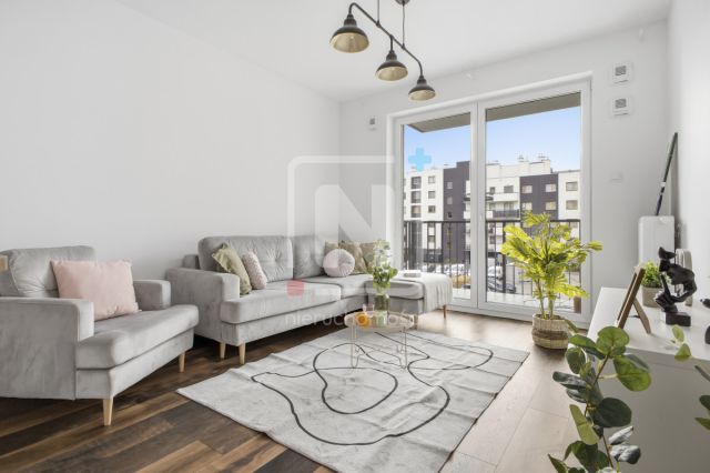 Mieszkanie 3-pokojowe Warszawa Włochy, ul. Łopuszańska. Zdjęcie 2