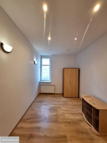 Mieszkanie 2-pokojowe Trzebnica, ul. ks. Dziekana Wawrzyńca Bochenka. Zdjęcie 1