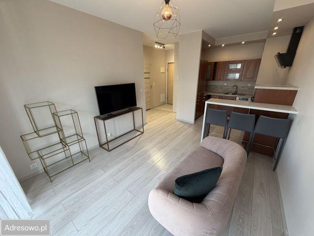 Mieszkanie 3-pokojowe Warszawa Wilanów, ul. Sarmacka. Zdjęcie 1