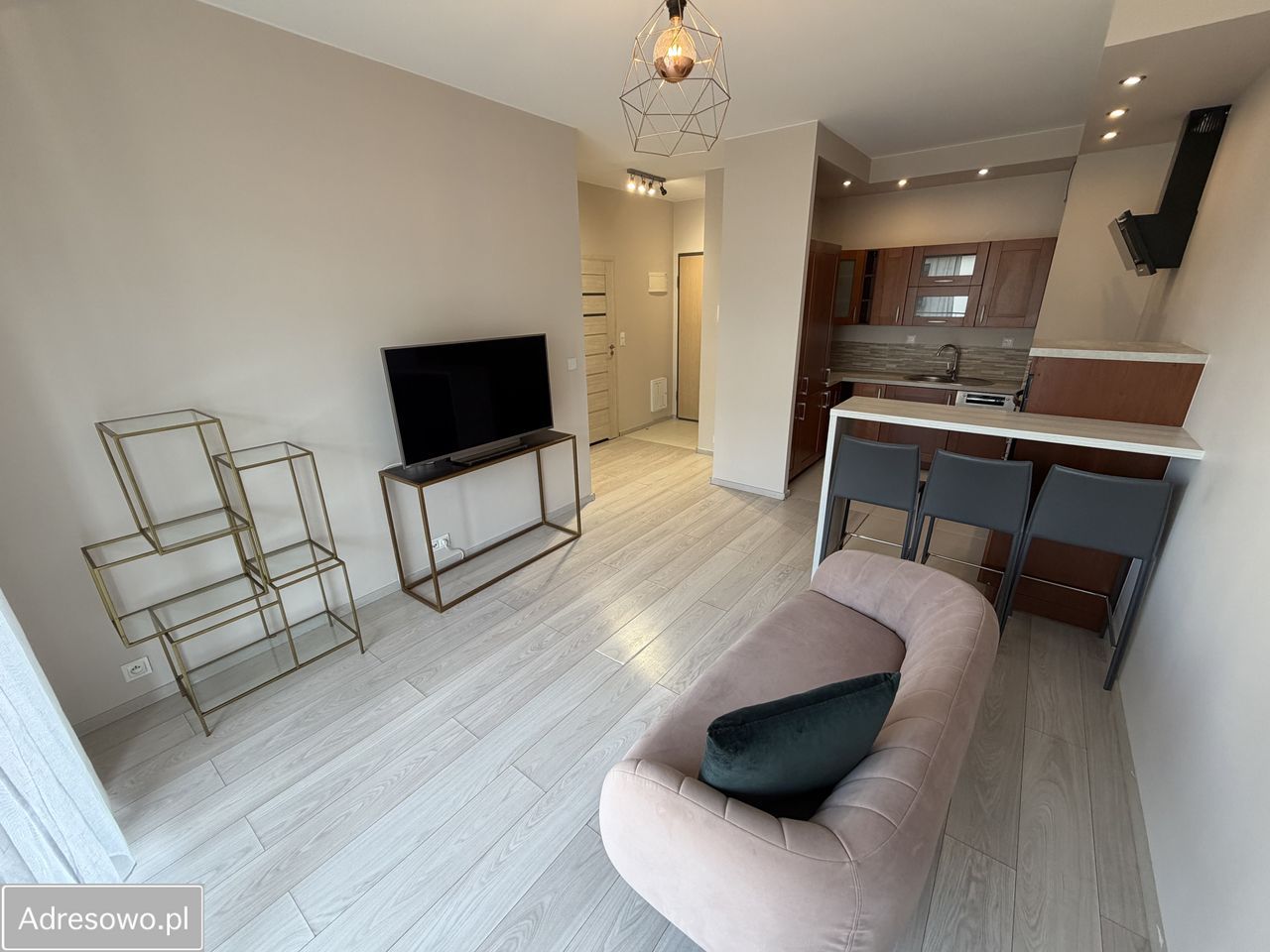 Mieszkanie 3-pokojowe Warszawa Wilanów, ul. Sarmacka. Zdjęcie 1