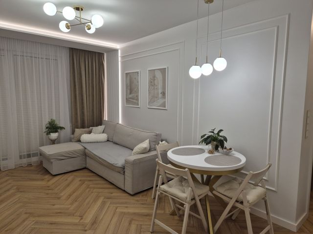 Mieszkanie 3-pokojowe Kielce, ul. Wojska Polskiego. Zdjęcie 1