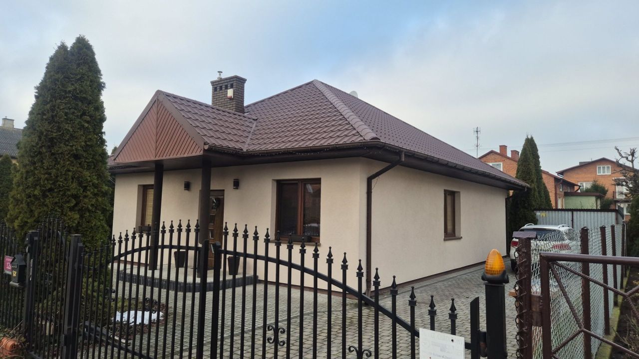 dom wolnostojący, 3 pokoje Kutno