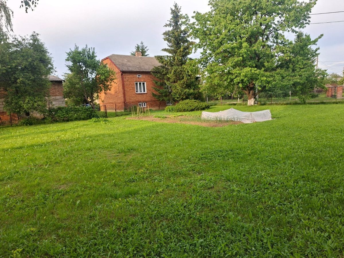 dom wolnostojący, 3 pokoje Długie, ul. Sanocka. Zdjęcie 2